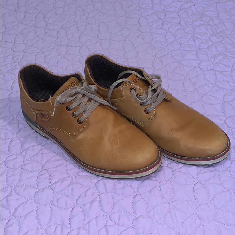 Men’s shoes